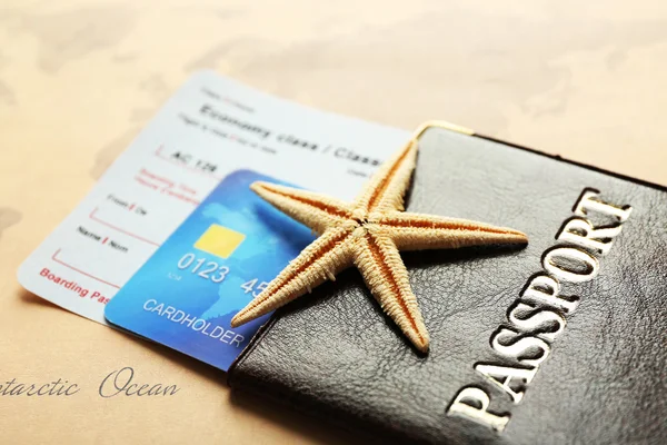 Credit cards with passport and tickets for vacations — Stock Photo, Image