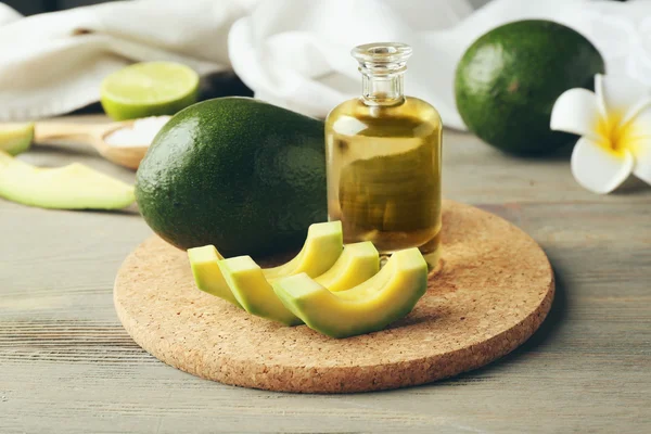 Still life with avocado oil — Stock Photo, Image