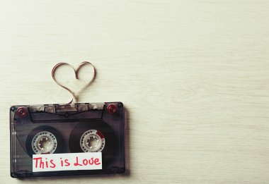 Retro ses kaset bandı ile