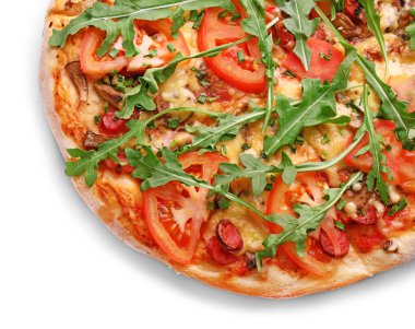 Beyaz izole lezzetli taze pizza