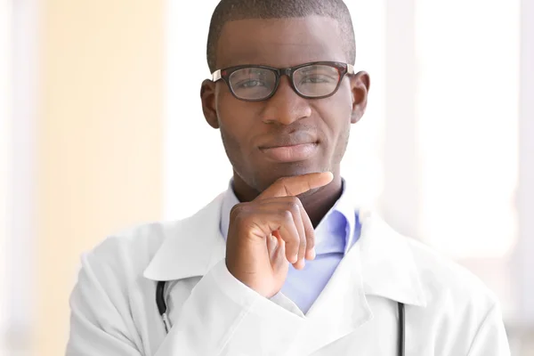アフリカ系アメリカ人の医者 — ストック写真