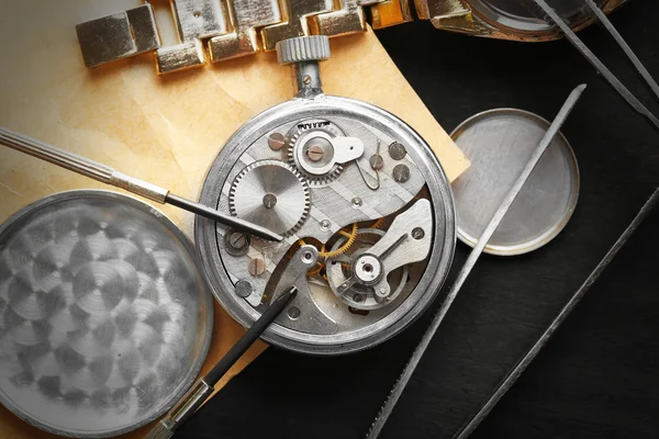 Mechanisme van retro horloge — Stockfoto