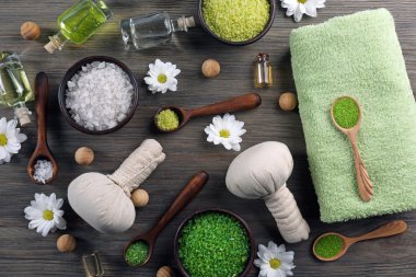 Spa kompozisyonu ahşap