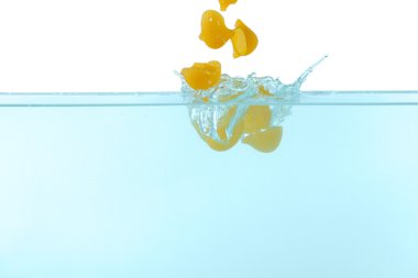 Suya düşen makarna