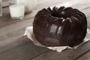 Çikolata muffin kek, masada