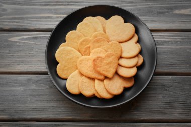 kalp şeklinde bisküvi 