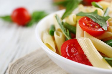 Haşlanmış penne makarna 