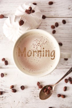 Kahve yazı ile 