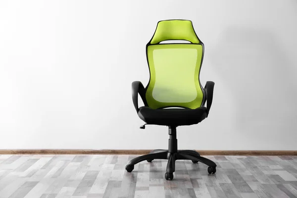 Nueva silla de oficina — Foto de Stock