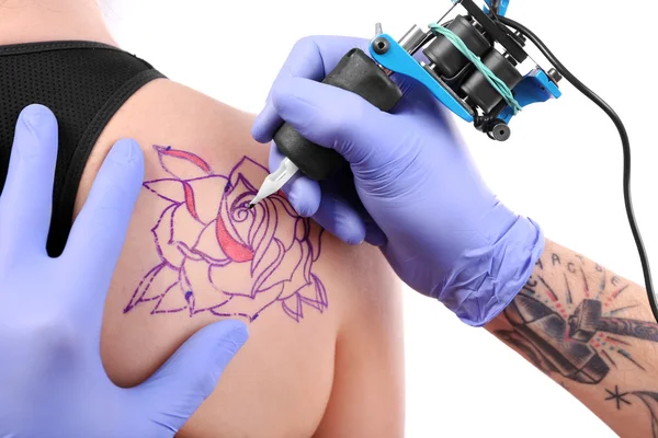 Proces tatuażu — Zdjęcie stockowe