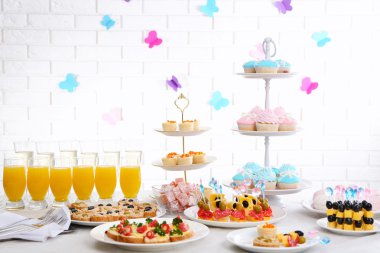 Soğuk aperatifler kümesi