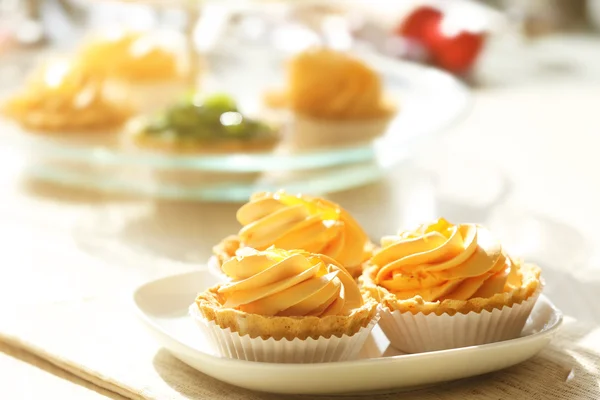 Fresh homemade cupcakes — Stock Photo, Image