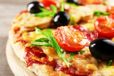 lezzetli lezzetli pizza