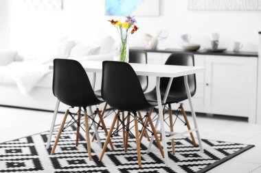 Güzel konforlu modern iç