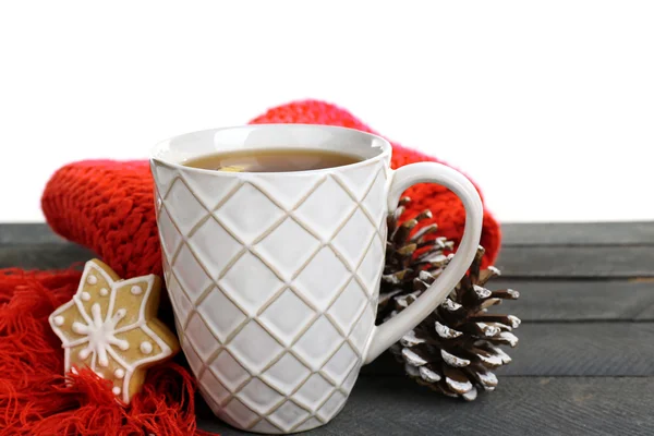 Winterkomposition mit Tasse Heißgetränk — Stockfoto