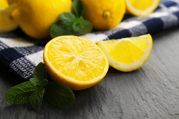 Plátky čerstvého citronu — Stock fotografie