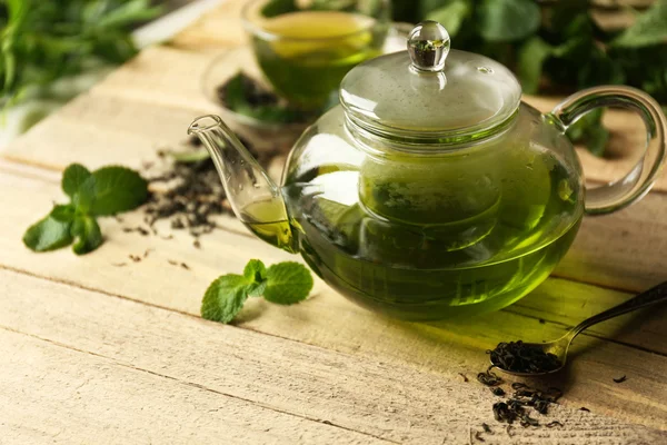 绿茶的茶壶 — 图库照片