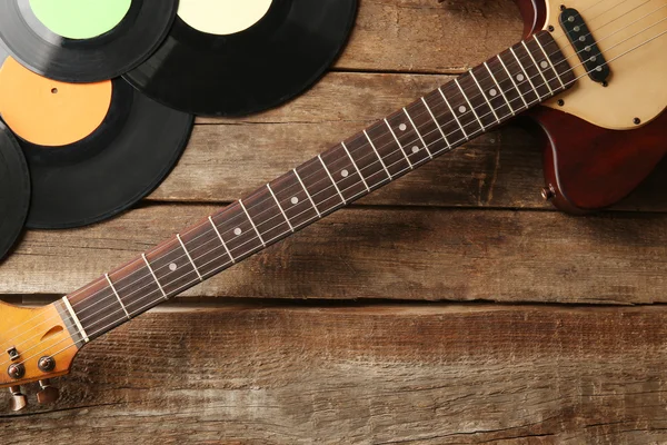 Gitar ve gramofon kayıtları — Stok fotoğraf