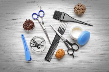 Kuaför ile çeşitli aksesuarlar ayarla