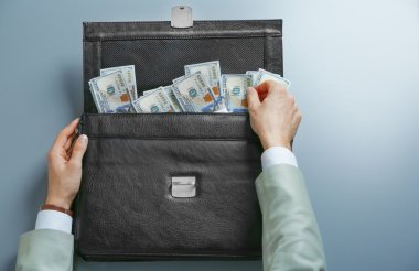 işadamı holding kısa vaka