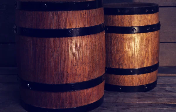 Stare drewniane beczki wina — Zdjęcie stockowe