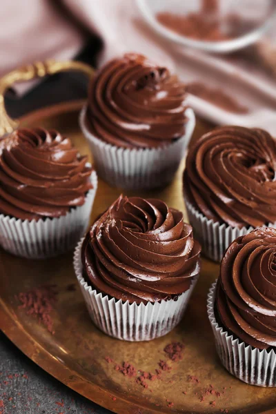 トレイ チョコレート カップ ケーキ — ストック写真