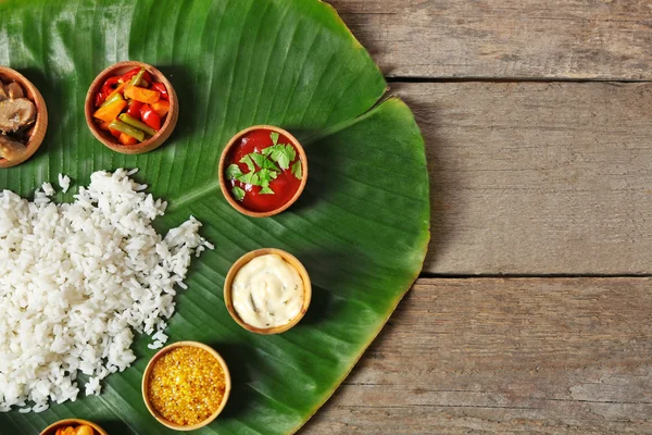 Riz bouilli aux légumes et épices — Photo