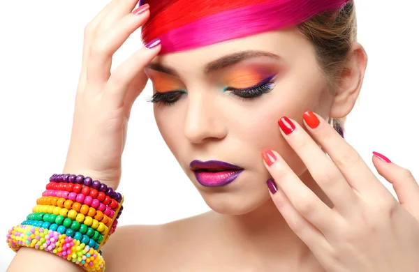 Hermosa chica con maquillaje colorido — Foto de Stock