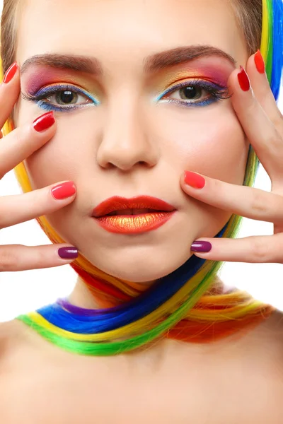 Schönes Mädchen mit buntem Make-up — Stockfoto
