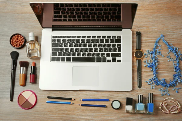 Laptop and female accessories — Stock Photo, Image