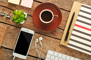 çalışma alanı ile cep telefonu