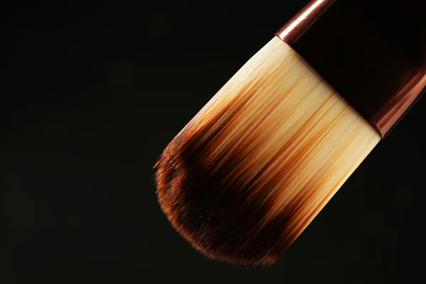 Cepillo de maquillaje profesional —  Fotos de Stock
