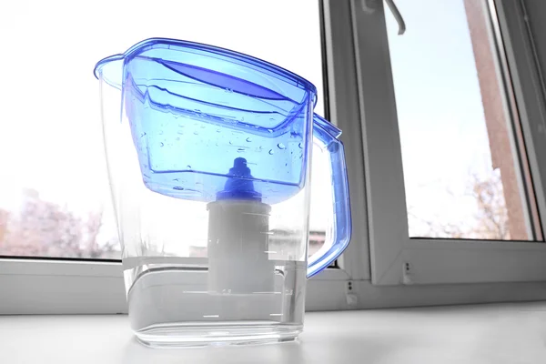 Water filter jug