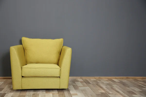 Nowoczesny fotel z zielony — Zdjęcie stockowe