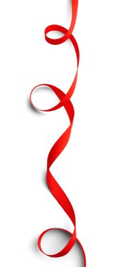 beyaz üzerine kırmızı kurdele