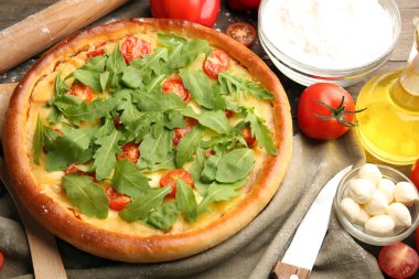 Roka ile pizza Margherita 