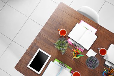 Ofis Masaları toplantılar için