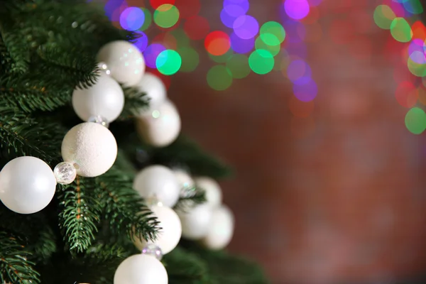 Kerstboom met decor — Stockfoto