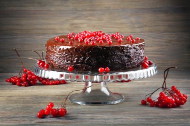 kızılcık ile çikolatalı kek 