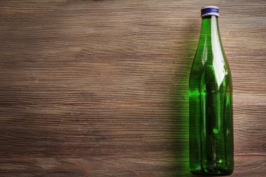 Bir şişe meşrubat.