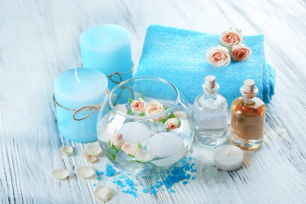 Spa set op houten tafel — Stockfoto