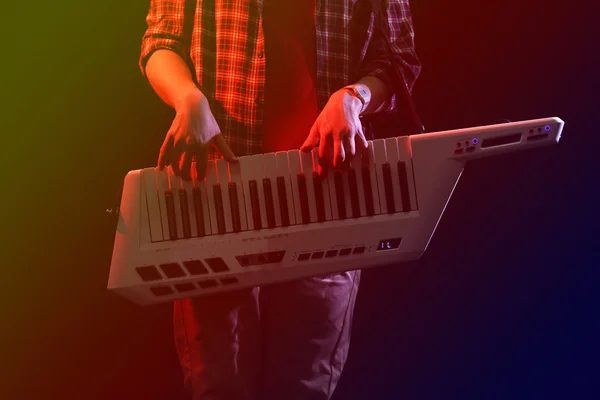 Male hands with synthesizer — Stock Photo, Image