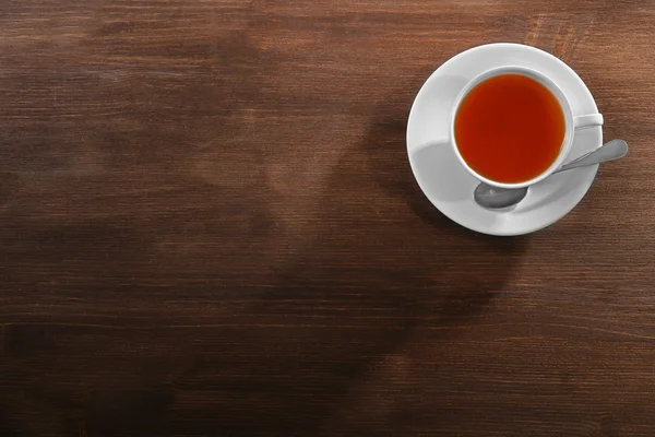Białe filiżanka z herbatą — Zdjęcie stockowe