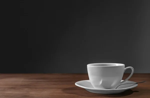 White cup with tea — Stock Photo, Image