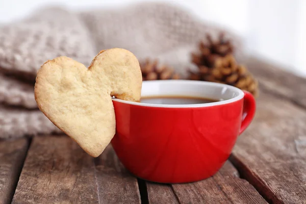 Tasse de café sur table en bois — Photo