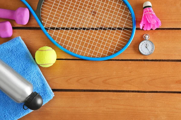 Équipement de sport avec bouteille d'eau — Photo