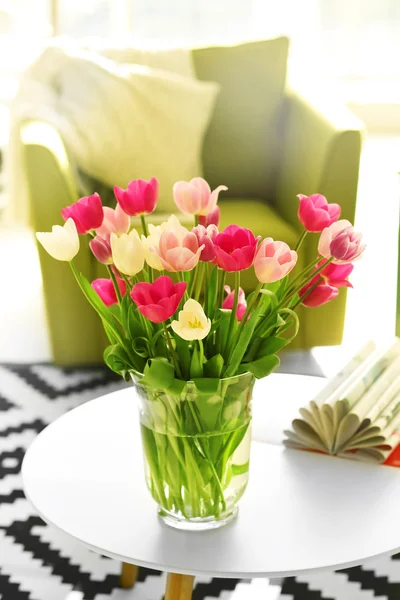 Belas tulipas frescas — Fotografia de Stock