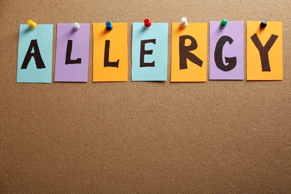 Word ALLERGY pinned — Stock Photo, Image