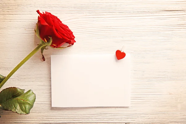 Hediye kartı ile güzel gül