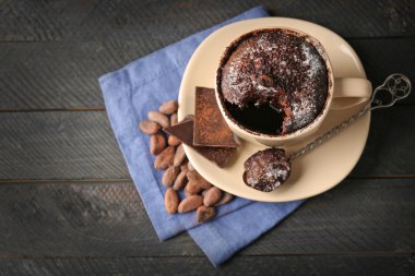 Fincan çikolatalı fondan kek 